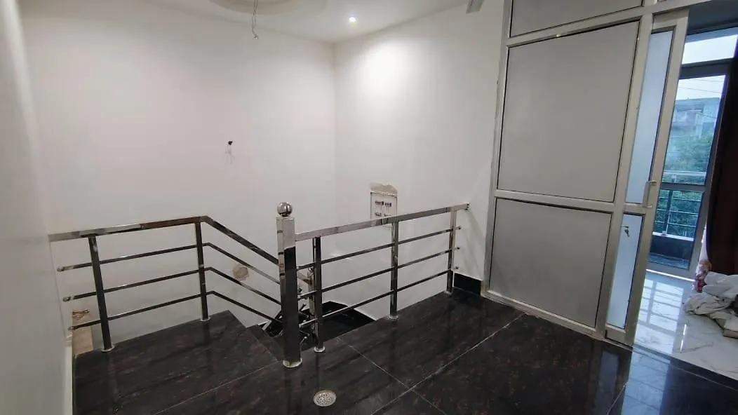 New Manya H S Apartment Agra  Homestay