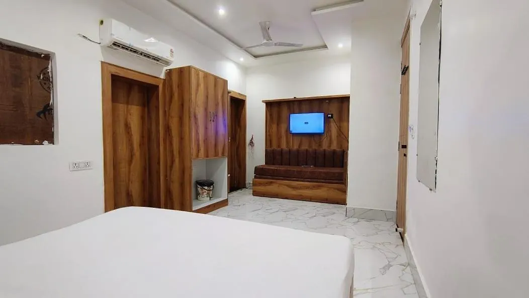 New Manya H S Apartment Agra  0*, Agra (Uttar Pradesh)